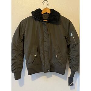 NWT Bernardo of Fashion Collection B NY Olive Bomber Fall Winter Coat Size M